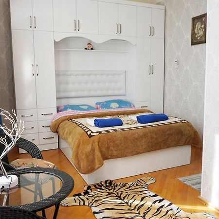 Belas House With Terrace クタイシ エクステリア 写真