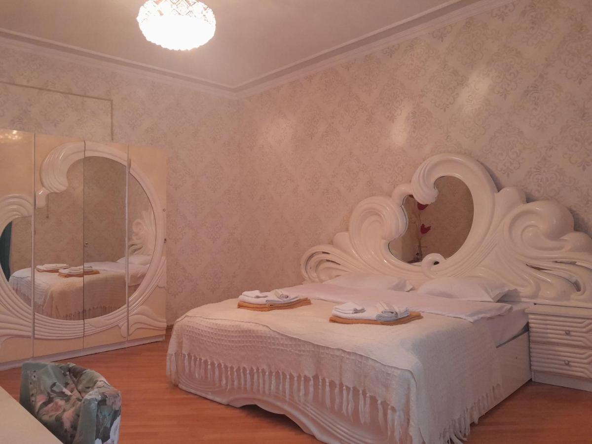 Belas House With Terrace クタイシ エクステリア 写真