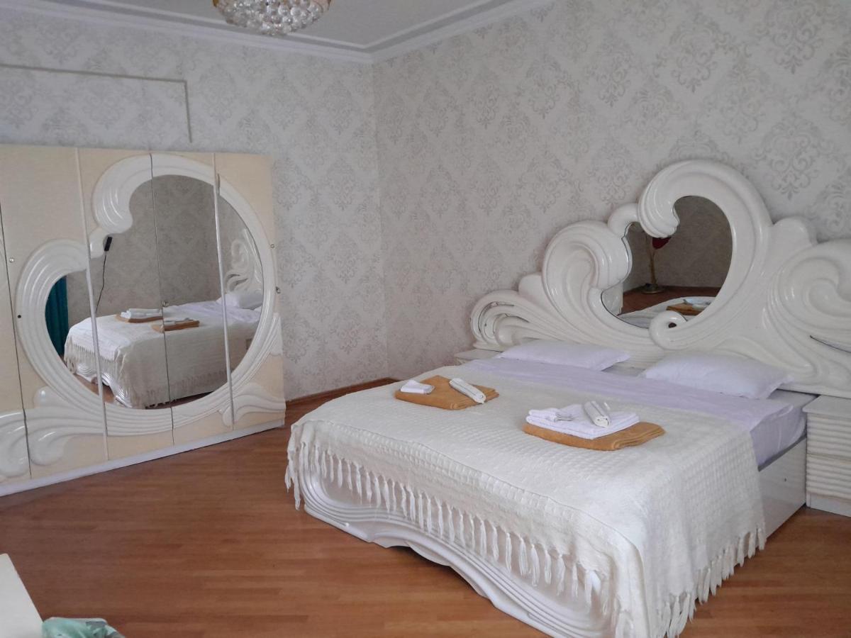 Belas House With Terrace クタイシ エクステリア 写真